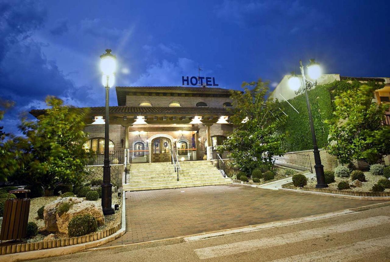 Hotel Spa Tudanca Aranda Fuentespina Exterior photo